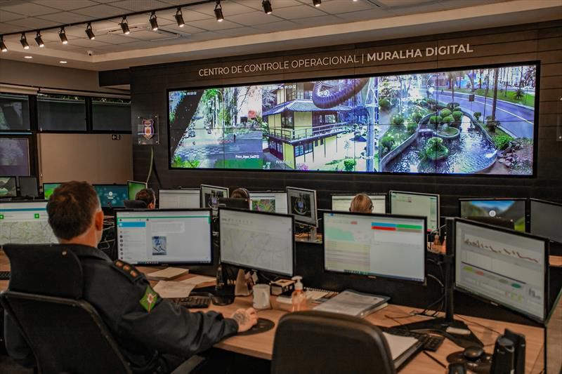 Muralha Digital registra queda de 40% na criminalidade em Curitiba Muralha Digital registra queda de 40% na criminalidade em Curitiba