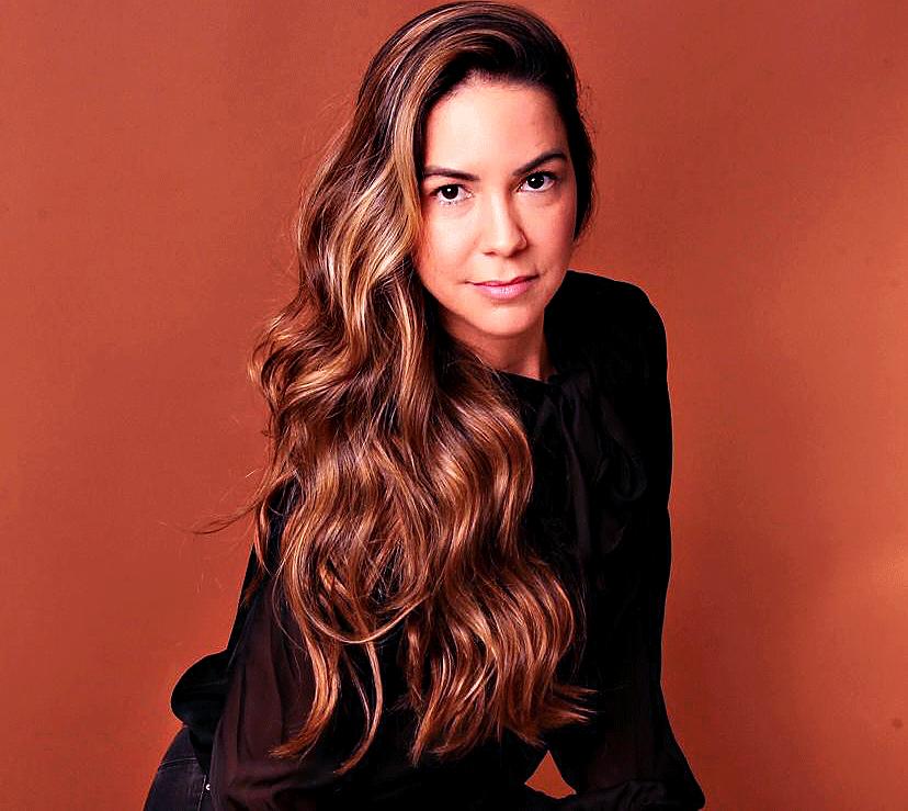 A palavra que define Camila Giestas, especialista em gestão de negócios de moda, é CORAGEM!