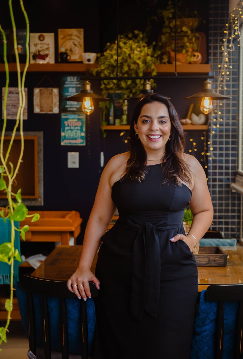 Luz no fim do túnel: com Educação Financeira, Liana já ajudou dezenas de pessoas a mudarem de vida