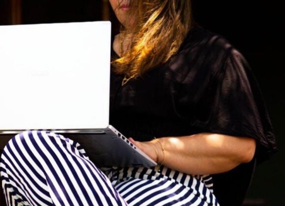 Superação, garra e persistência: Luciane cortava cana para sobreviver e hoje ajuda outras mulheres a vencerem também