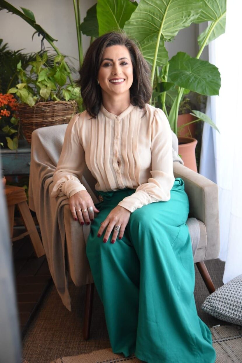 Mais do que uma mudança de endereço, a corretora sistêmica Vânia Dassoler ajuda seus clientes a mudarem a consciência