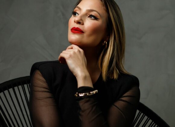 Ela tem um objetivo: alavancar sonhos das mulheres que estão ao seu redor Ela tem um objetivo: alavancar sonhos das mulheres que estão ao seu redor