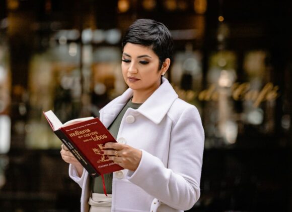 Simone Luz: uma empresária de sucesso e realizada no que faz Simone Luz: uma empresária de sucesso e realizada no que faz