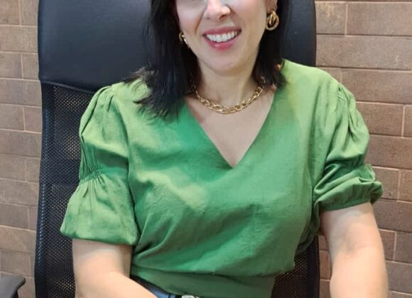 Psicóloga por vocação, Elizandra Mello viu nas próprias experiências a oportunidade de ajudar mulheres