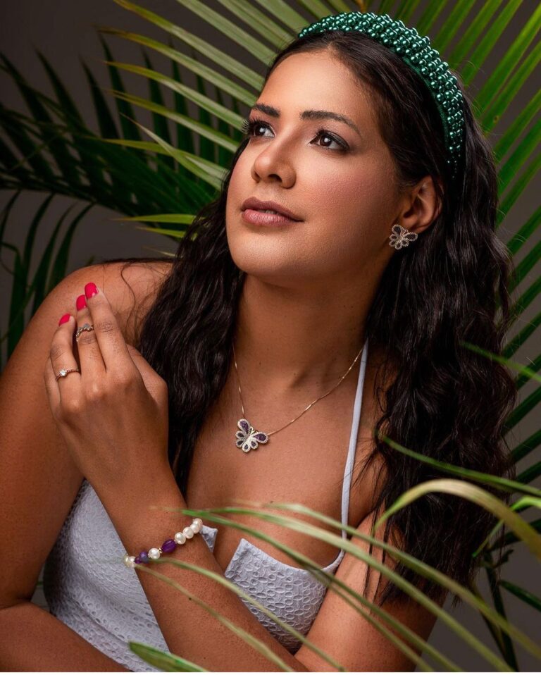 De Tomazina para o Miss Universo SP: A trajetória de Diana Dias, a modelo que encanta com sua beleza e simpatia.