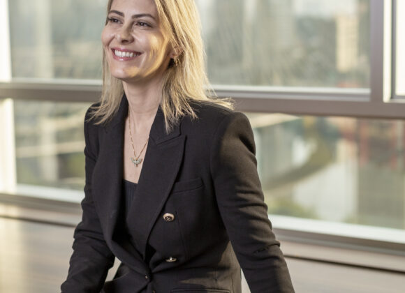 Jenevieve Cruvinel tem como propósito gerar transformação por meio do equilíbrio entre corpo, alma e espírito