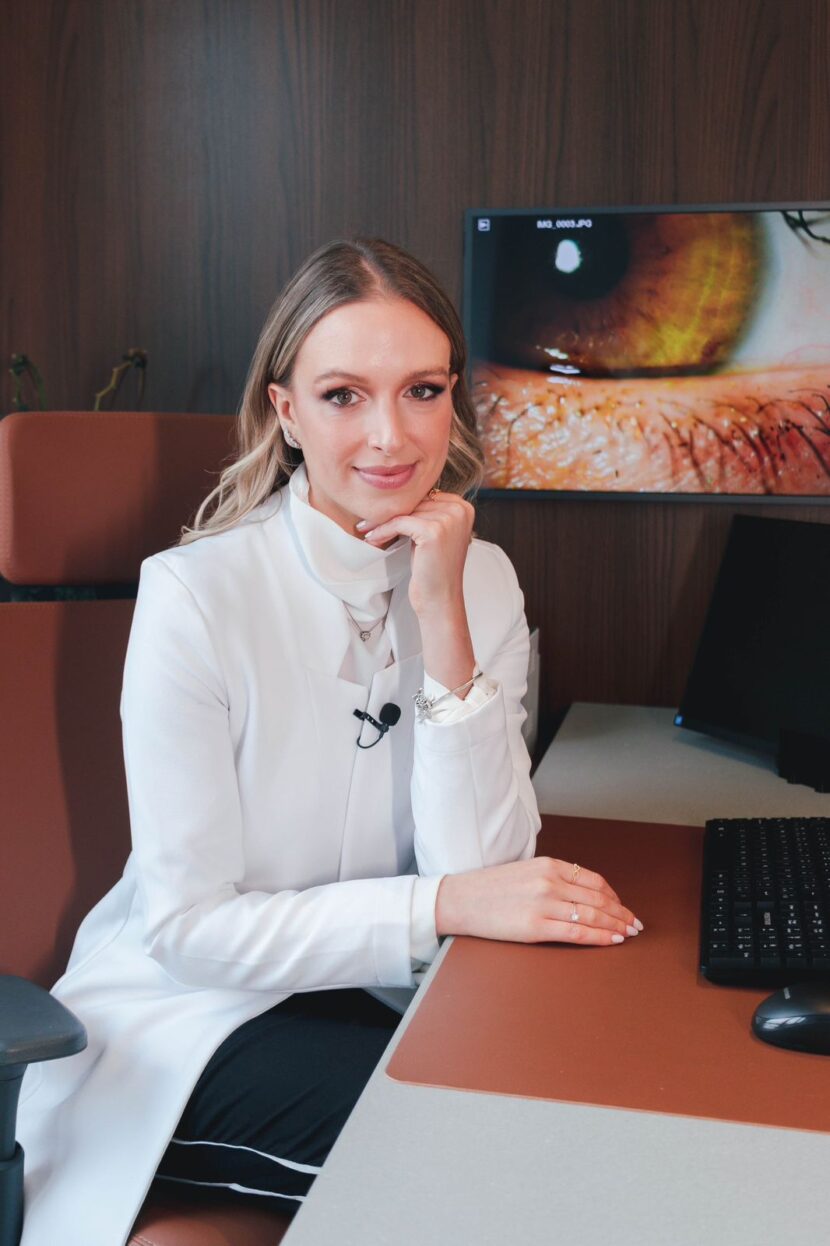 Oftalmologista, Annie Pacheco nasceu em uma família de médicos e desde nova alimentava o desejo de ajudar ao próximo Annie Pacheco nasceu em uma família de médicos e desde nova alimentava o desejo de ajudar ao próximo