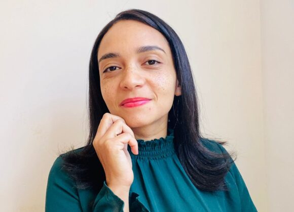 Geily Marques abandonou a estabilidade de um trabalho no banco para ensinar educação financeira 