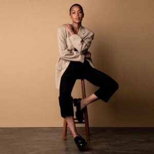 Leticia Costa busca apoio para disputar Miss Brasil