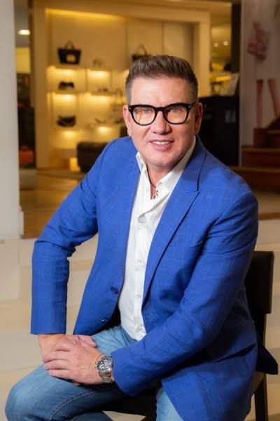 Terceira loja Jorge Bischoff é inaugurada em Curitiba Terceira loja Jorge Bischoff é inaugurada em Curitiba