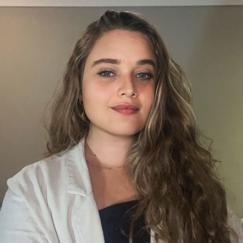 Mulher de Força e Determinação: A Inspiradora Trajetória de Karoline Barreiros 