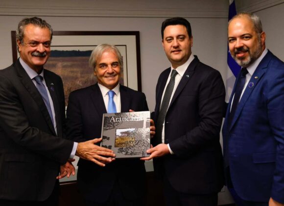 Governador do Paraná busca parcerias em tecnologia e energia renovável no Canadá