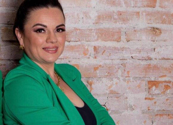 Márcia Ferreira da renomada Márcia Ferreira oferece procedimentos injetáveis e minimamente invasivos