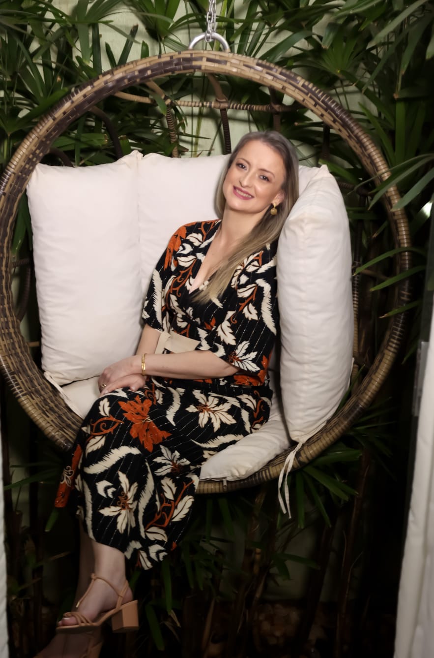 Suziani Lemos: A psicóloga e psicanalista que empreendeu no digital e hoje desenvolve terapeutas de diversas regiões do Brasil e do mundo