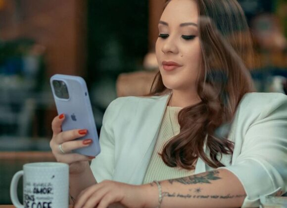 Mariana: A Jornada de uma Estrategista de Marketing Digital