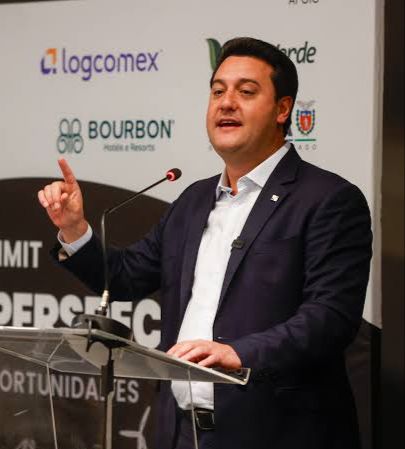 Ratinho Júnior elogia novo modelo de concessões rodoviárias do Paraná Ratinho Júnior elogia novo modelo de concessões rodoviárias do Paraná