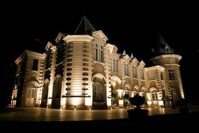 Castelo do Batel é palco das comemorações de 10 anos da Tiffany e Co. no Sul do Brasil Castelo do Batel é palco das comemorações de 10 anos da Tiffany e Co. no Sul do Brasil