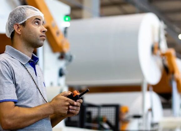 Mili Celebra 40 anos de sucesso com grande festa no Clube Curitibano