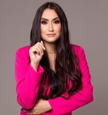 Angélica Diniz: É mentora que ensina a lucrar com vendas de produtos físicos através de anúncios nas redes sociais