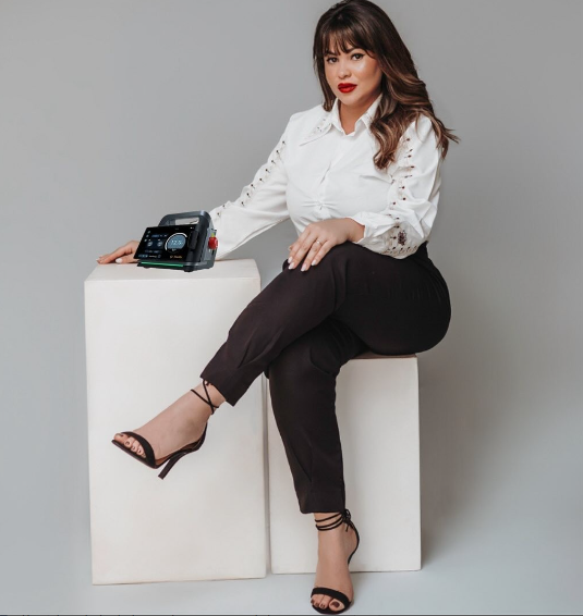 Juliana Chagas: é enfermeira especialista em estética avançada e métodos invasivos internacional Juliana Chagas: é enfermeira especialista em estética avançada e métodos invasivos internacional