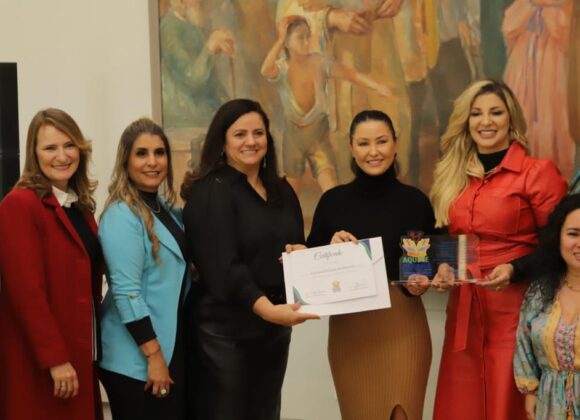 Campanha Aquece Paraná: Solidariedade Aquece Corações no Sul do Brasil Campanha Aquece Paraná: Solidariedade Aquece Corações no Sul do Brasil