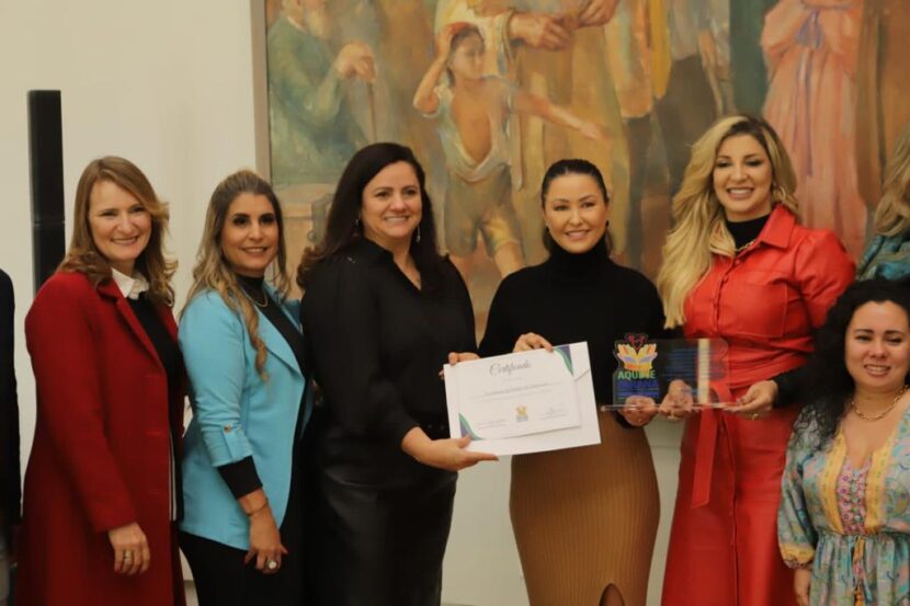 Campanha Aquece Paraná: Solidariedade Aquece Corações no Sul do Brasil Campanha Aquece Paraná: Solidariedade Aquece Corações no Sul do Brasil