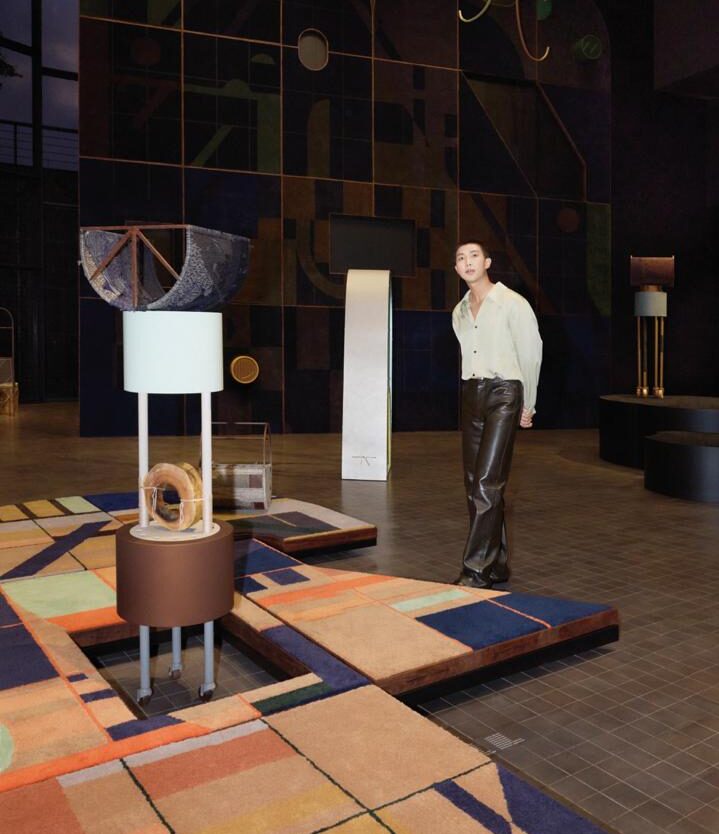 Bottega Veneta honra exposição individual e performance de Suki Seokyeong Kang no Museu de Arte Leeum Bottega Veneta honra exposição individual e performance de Suki Seokyeong Kang no Museu de Arte Leeum