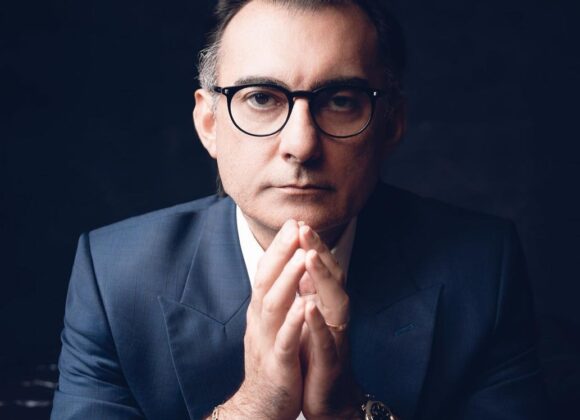 Sidney Moreira é Coach, empresário e Diretor de uma das sedes da Febracis