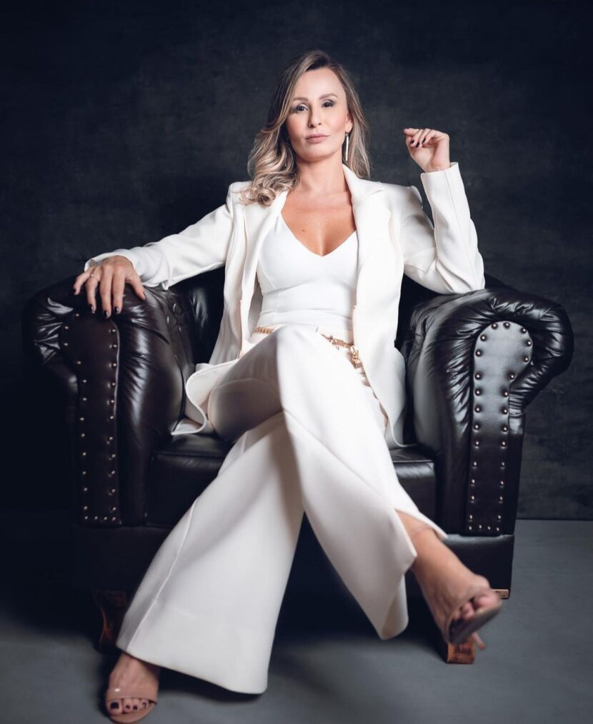 Paula Steffen faz parte do grupo de mentoras Best Business Woman Paula Steffen faz parte do grupo de mentoras Best Business Woman