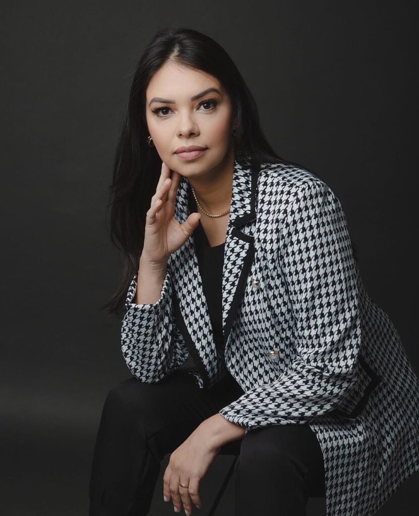 Conheça a Dra. Paula Ortiz, Cirurgiã Dentista especialista em Ortodontia Conheça a Dra. Paula Ortiz, Cirurgiã Dentista especialista em Ortodontia