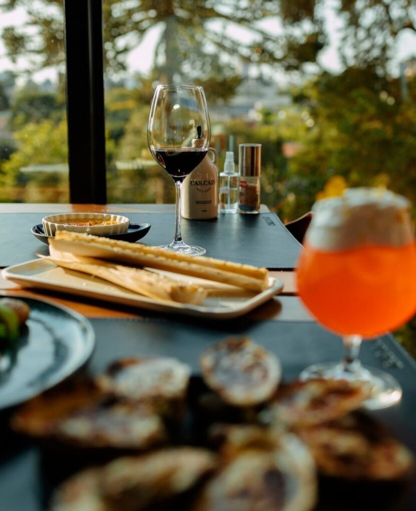 Cas.Cais Mar e Vinho apresenta um cardápio inspirado na culinária espanhola e portuguesa