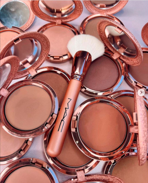 Ilumine sua pele com o novo bronzer em pó da MAC: um toque de verão o ano inteiro Ilumine sua pele com o novo bronzer em pó da MAC: um toque de verão o ano inteiro