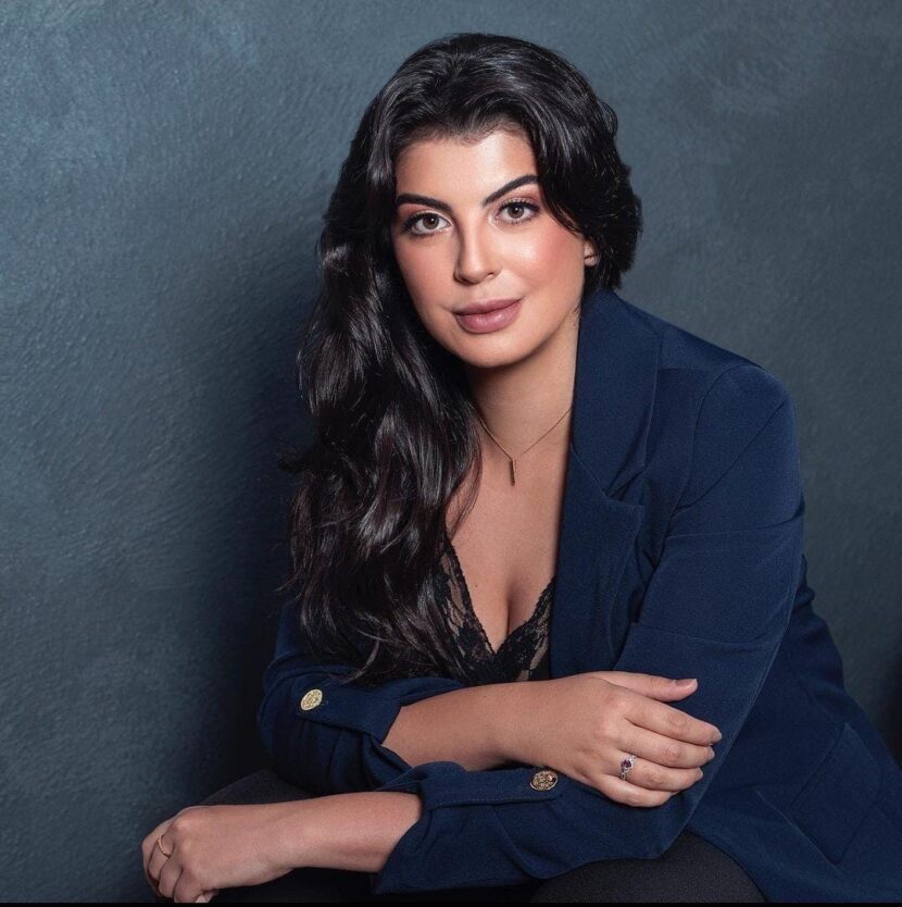 Victória Santos: é advogada especialista em ajudar seus clientes a realizarem o sonho da dupla cidadania Vitória Santos: é advogada especialista em ajudar seus clientes a realizarem o sonho da dupla cidadania