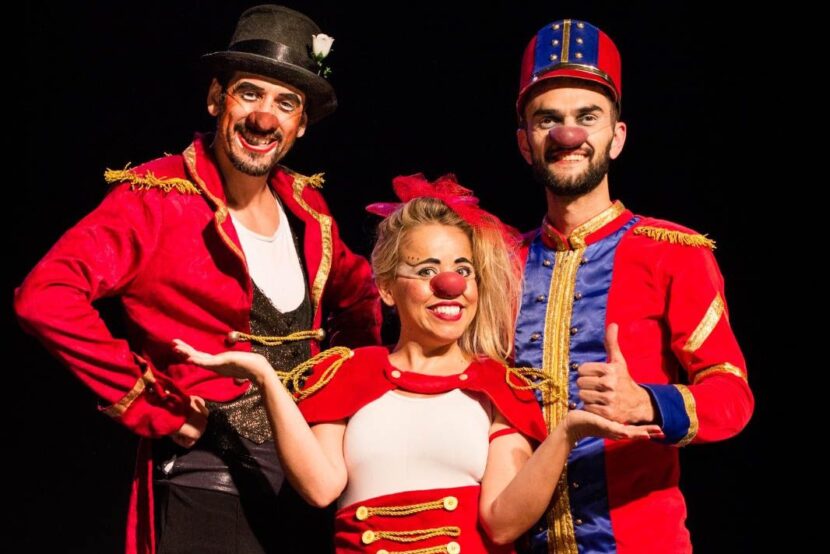 Cia dos palhaços apresenta o espetáculo Gran Circo Stopim Cia dos palhaços apresenta o espetáculo Gran Circo Stopim