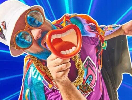 Espetáculo ABRAKBÇA é uma viagem ao mundo do Hip-Hop Espetáculo ABRAKBÇA é uma viagem ao mundo do Hip-Hop