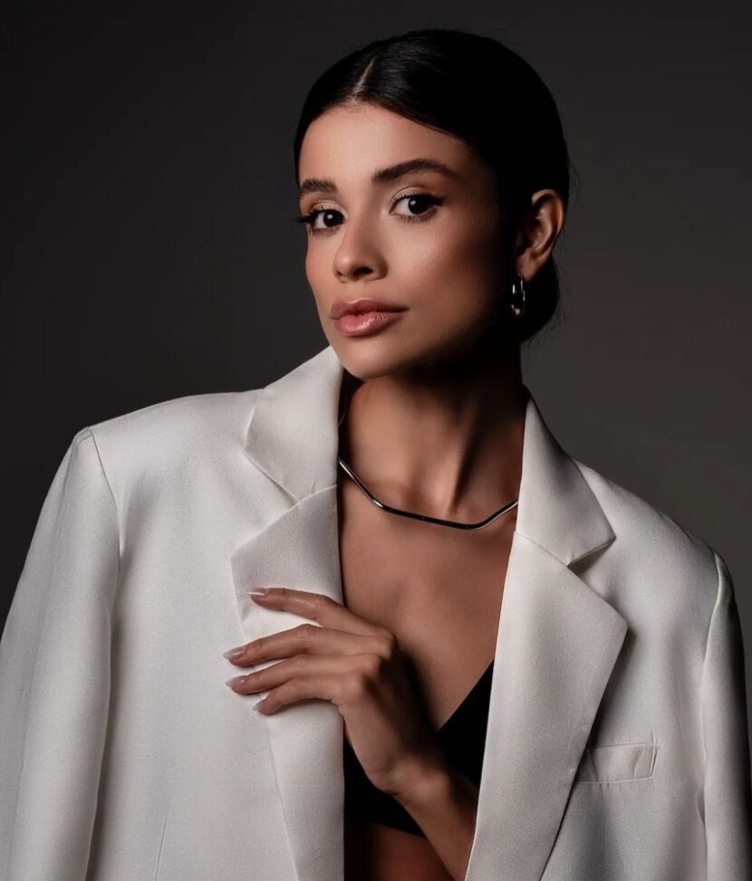 MULHERES DE SUCESSO: Maressa Sales Vieira é advogada criminalista e civilista e modelo Maressa Sales Vieira é advogada criminalista e civilista e modelo