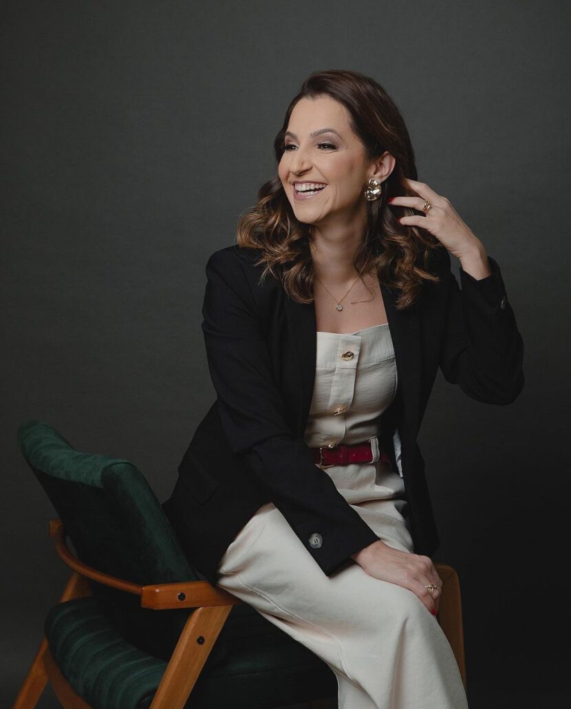 MULHERES DE SUCESSO: Cinthia Taglieri é nutricionista, especialista em pós operatório de cirurgia bariátrica Cinthia Taglieri é nutricionista, especialista em pós operatório de cirurgia bariátrica