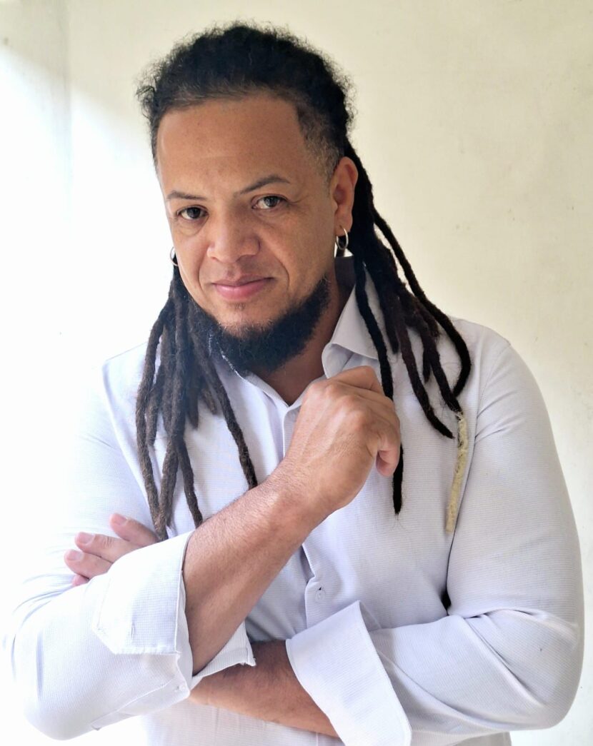 Enriquecendo os debates do Novembro Negro, o diretor Jester Furtado lança o livro infantojuvenil “Joaquim, Negra Sim” Enriquecendo os debates do Novembro Negro, o diretor Jester Furtado lança o livro infantojuvenil “Joaquim, Negra Sim”