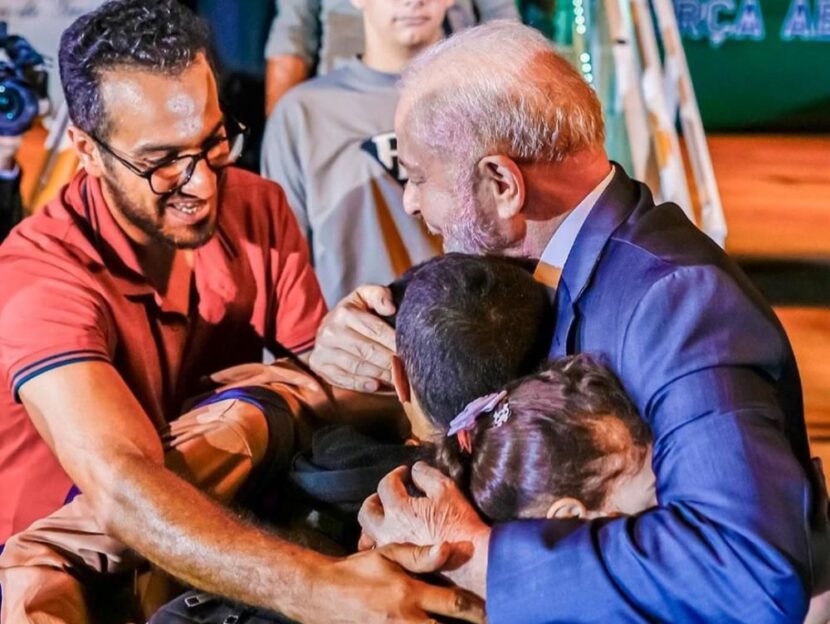 Brasileiros resgatados da Faixa de Gaza chegam a Brasília após longa espera Brasileiros resgatados da Faixa de Gaza chegam a Brasília após longa espera