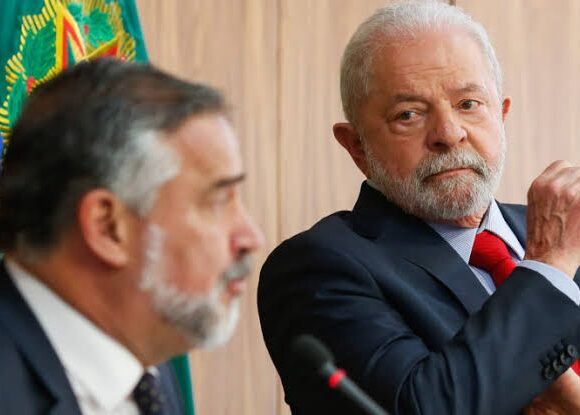 Ministro diz que Javier Milei ofendeu Presidente Lula gratuitamente e exige pedidos de desculpas Ministro diz que Javier Milei ofendeu Presidente Lula gratuitamente e exige pedidos de desculpas
