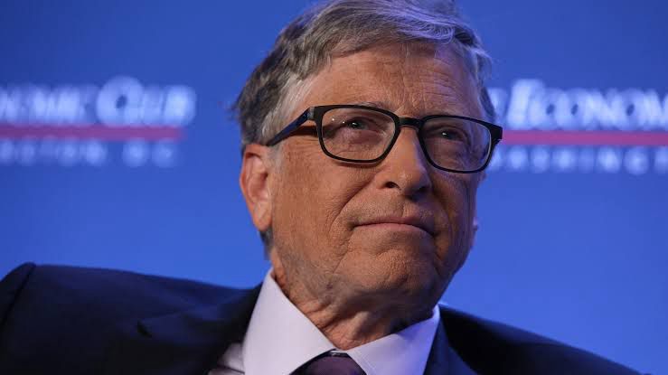 Bill Gates diz que a Inteligência Artificial pode diminuir a jornada de trabalho humana Bill Gates diz que a Inteligência Artificial pode diminuir a jornada de trabalho humana