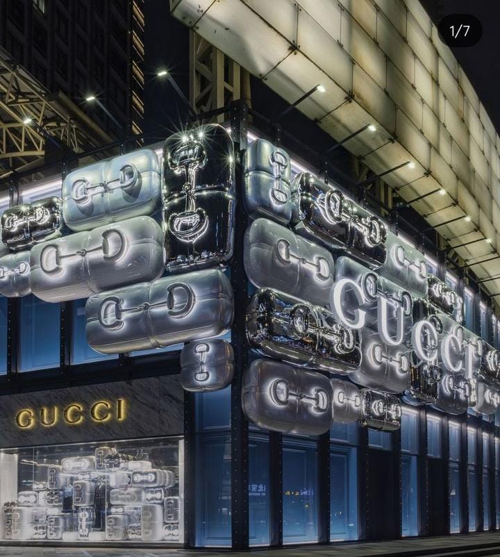 Moda: Gucci começa a semana de festa sob a direção de Sabato de Sarno Imagem do WhatsApp de 2023-12-08 à(s) 01.06.31_5b99947a