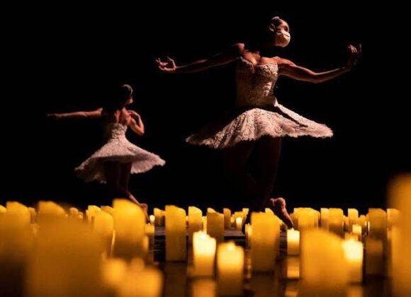 Concerto à luz de velas anuncia especial de Natal. Concerto à luz de velas anuncia especial de Natal.