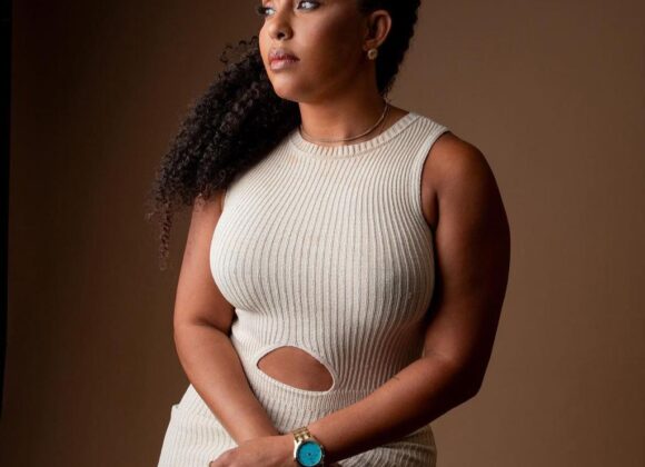 -MULHERES DE SUCESSO: Conheça a Biomédica Shirley Dias a pioneira em criolipólise Conheça a Biomédica Shirley Dias a pioneira em criolipólise