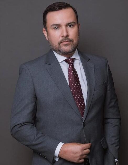 Conheça Breno Alegria, advogado especializado em direito médico e odontológico 