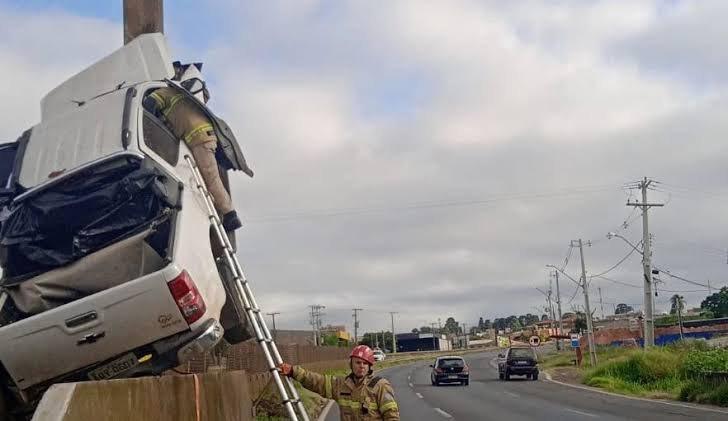 Homem morre em acidente grave na BR 376, no Paraná IMG_20240102_173712_613