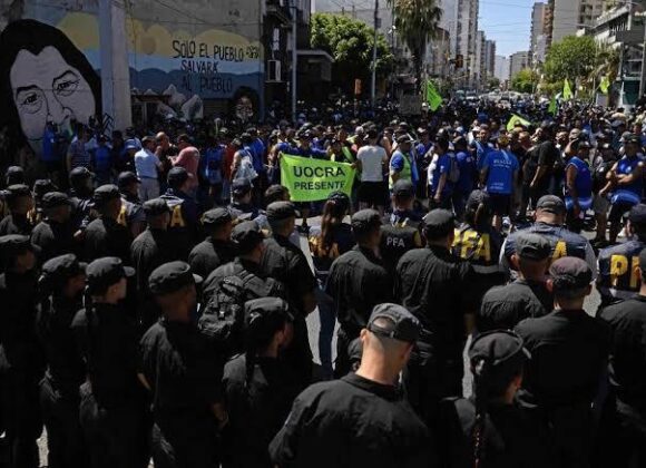 Presidente da Argentina, Javier Milei, enfrenta greve geral contra reformas ultraliberais IMG_20240125_122135_629