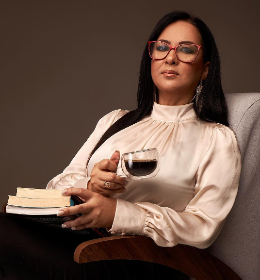 Ingrid Escardoa ajuda mulheres a se sentirem mais confiantes e valorizadas Instagram-•-Bate-papos (1)