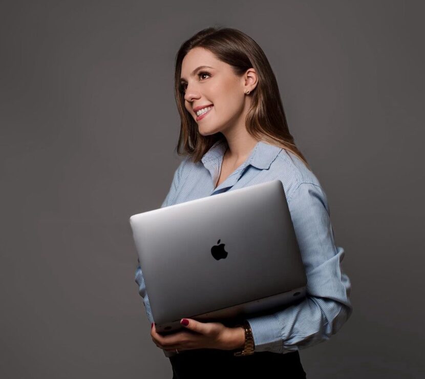 : Letícia Nunes e uma conexão com os livros que vai além do profissionalismo