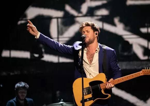 Niall Horan anuncia turnê no Brasil, mas Curitiba fica de fora Niall Horan anuncia turnê no Brasil, mas Curitiba fica de fora